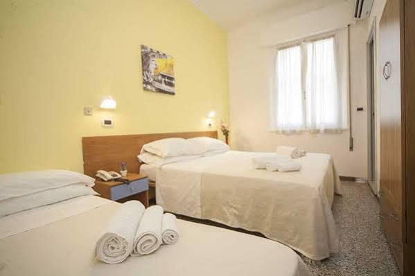 Hotel Eliseo Rimini Luaran gambar